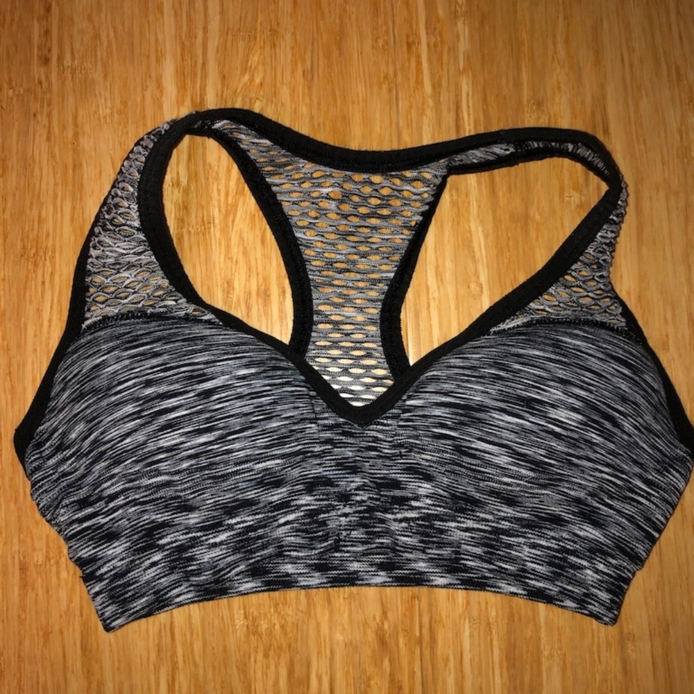 Victorias Secret grey sports bra, great condition